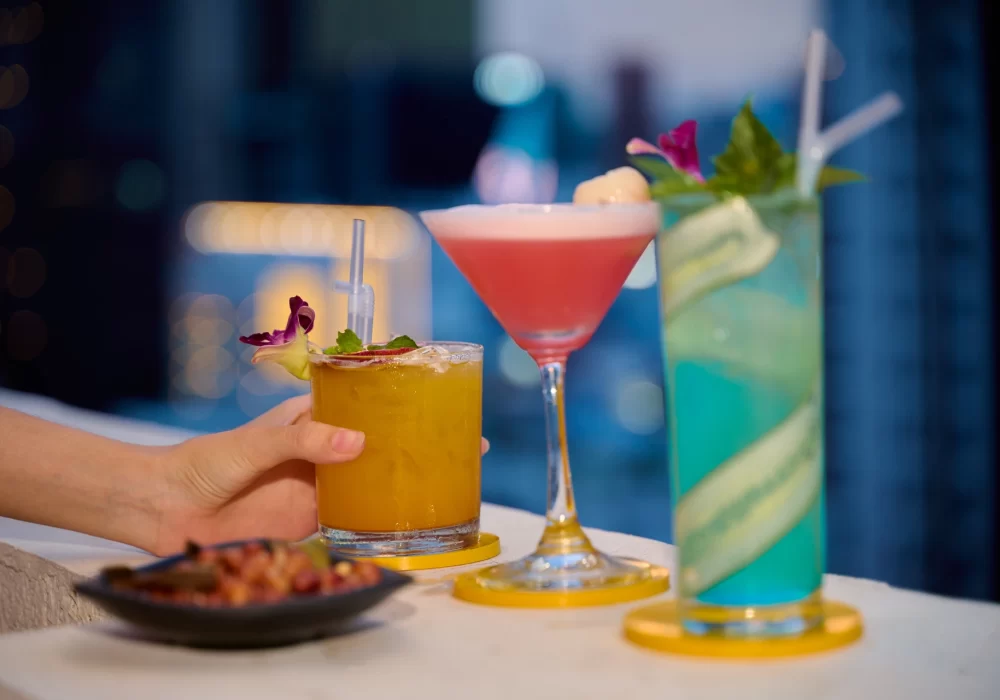 Phnom Penh Katari Hotel Sky Bar17
