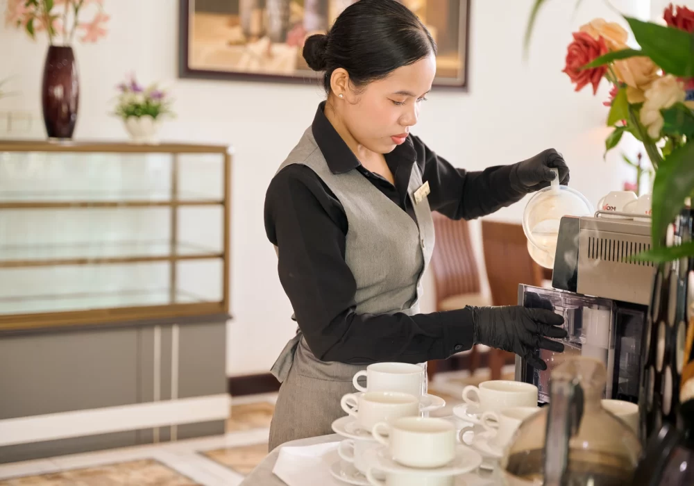 Phnom Penh Katari Hotel dinig12